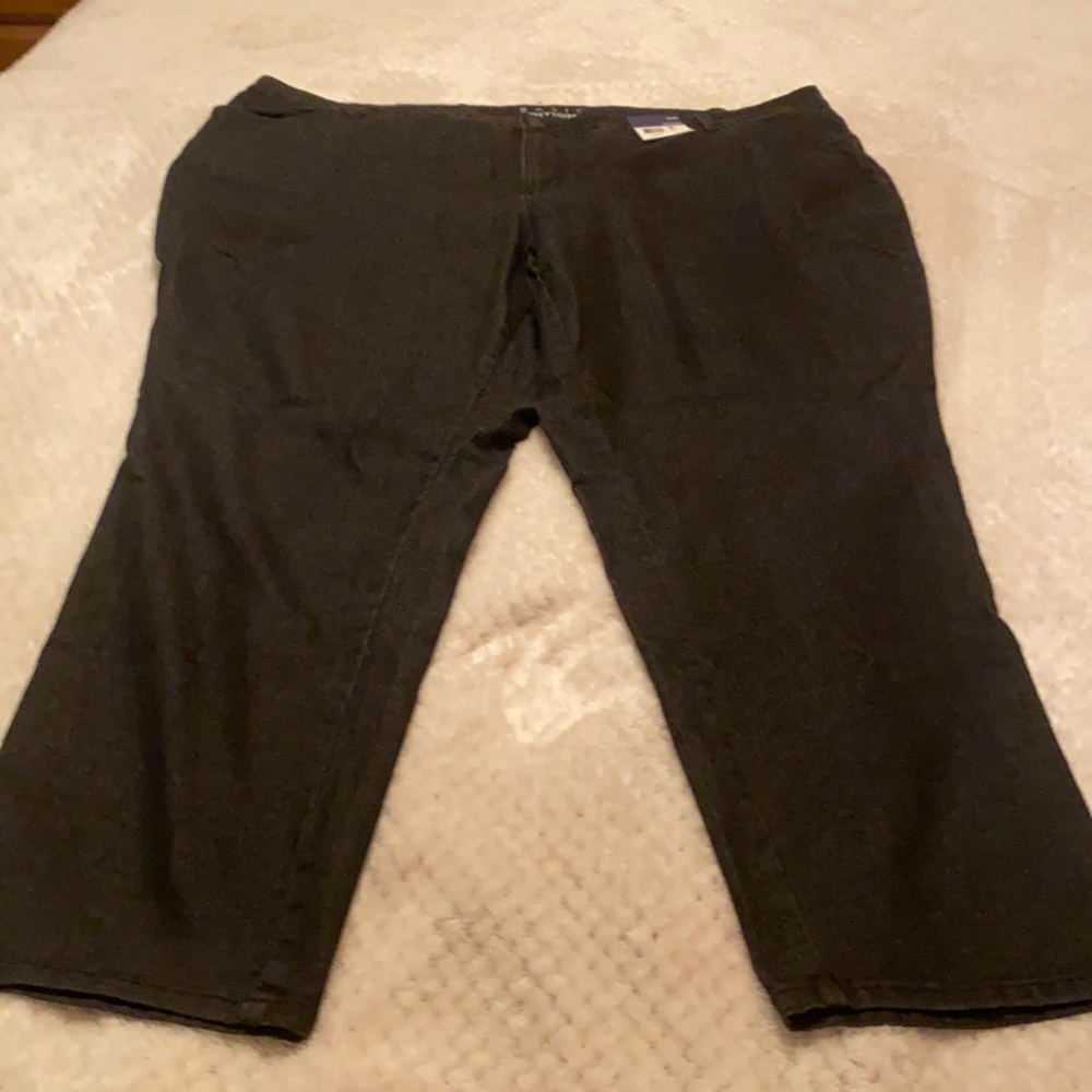 NWT Basic Editions Slim Size 24W